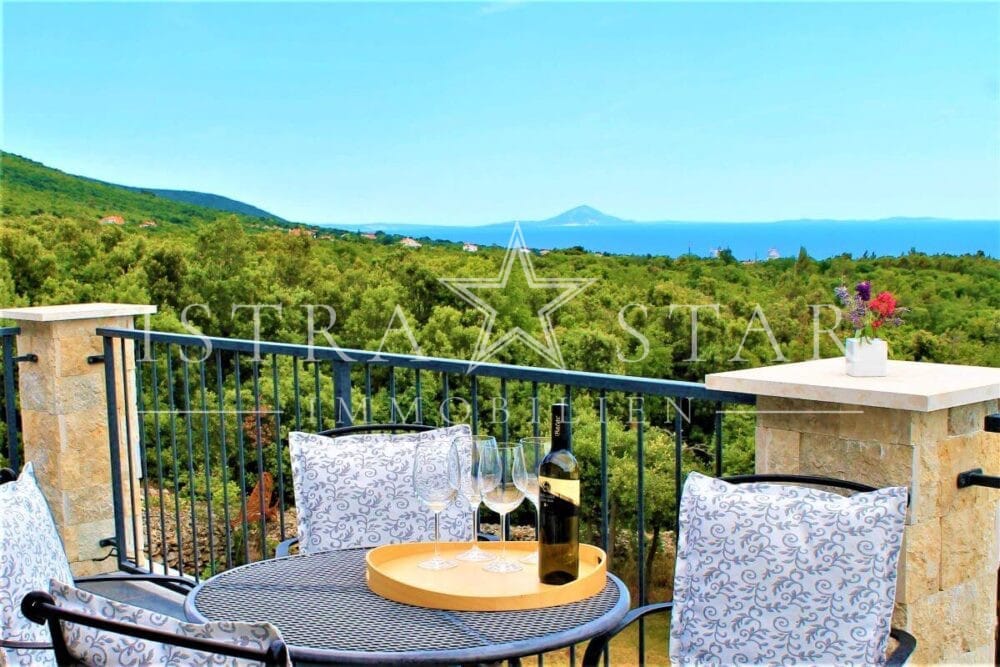 Erstklassiges Zuhause mit herrlichem Panorama-Meerblick und Pool nahe Labin