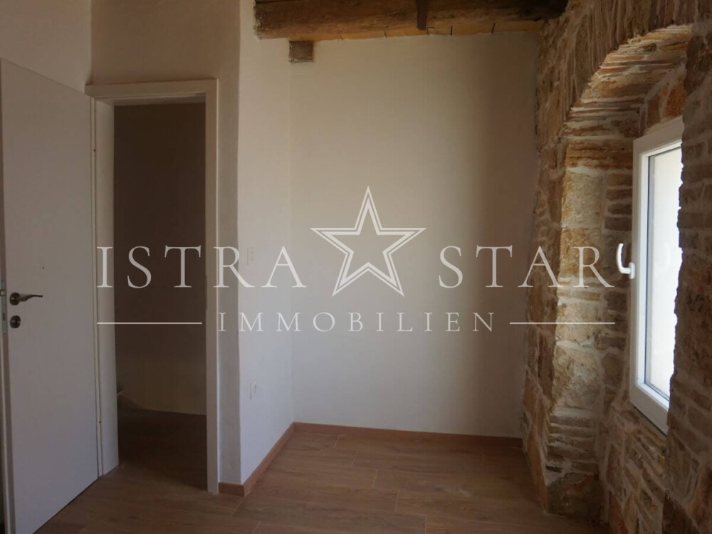 Charmantes Steinhaus modern renoviert mit kleinem Garten in der Nähe von Porec