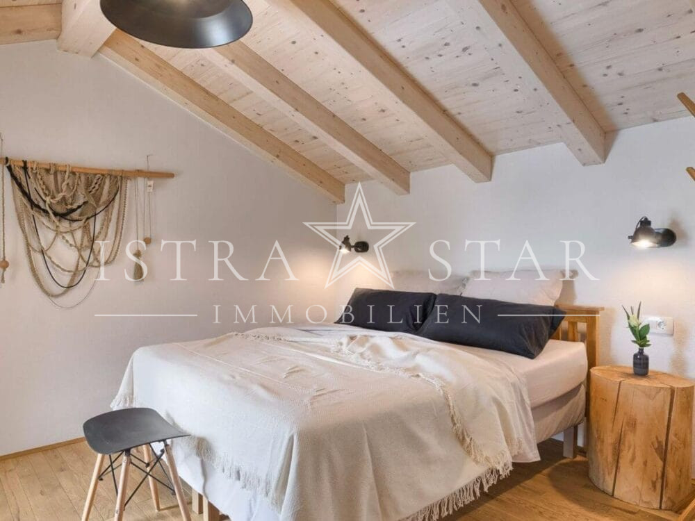 Einzigartiges Steinhaus, vollständig renoviert, mit Pool in der Nähe von Kanfanar