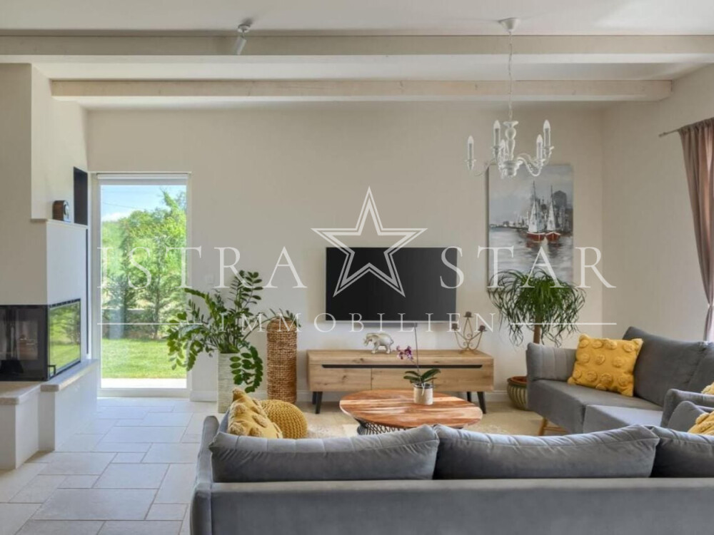 Traumhafte moderne Villa im Istrischen Design mit Pool in der Nähe von Porec