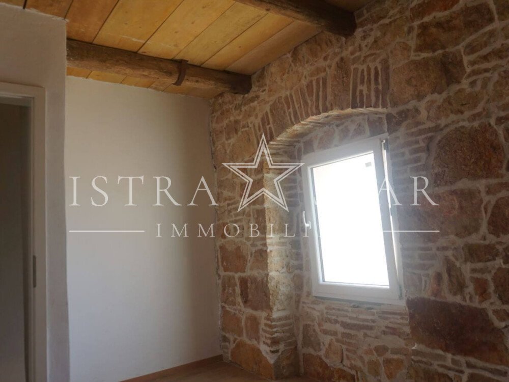 Charmantes Steinhaus modern renoviert mit kleinem Garten in der Nähe von Porec