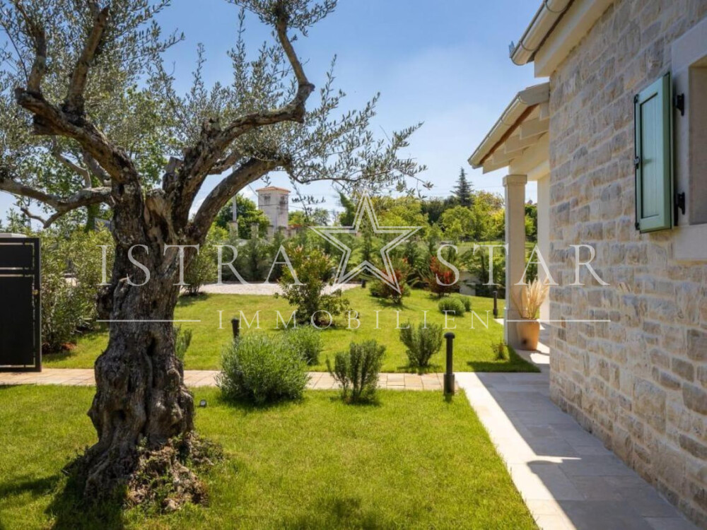 Traumhafte moderne Villa im Istrischen Design mit Pool in der Nähe von Porec