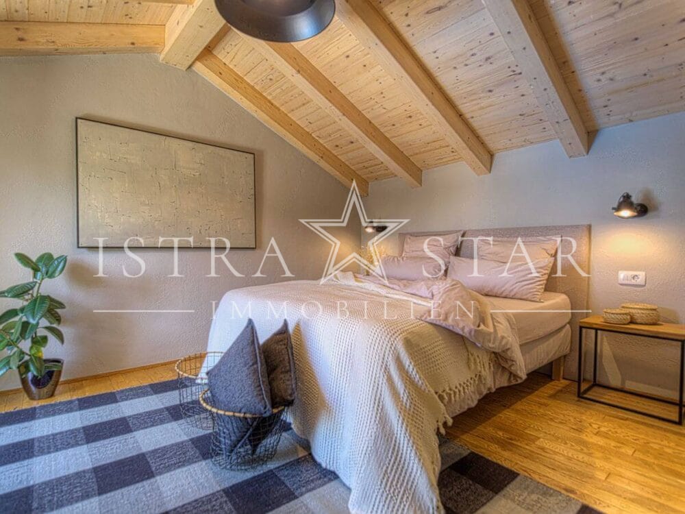 Einzigartiges Steinhaus, vollständig renoviert, mit Pool in der Nähe von Kanfanar