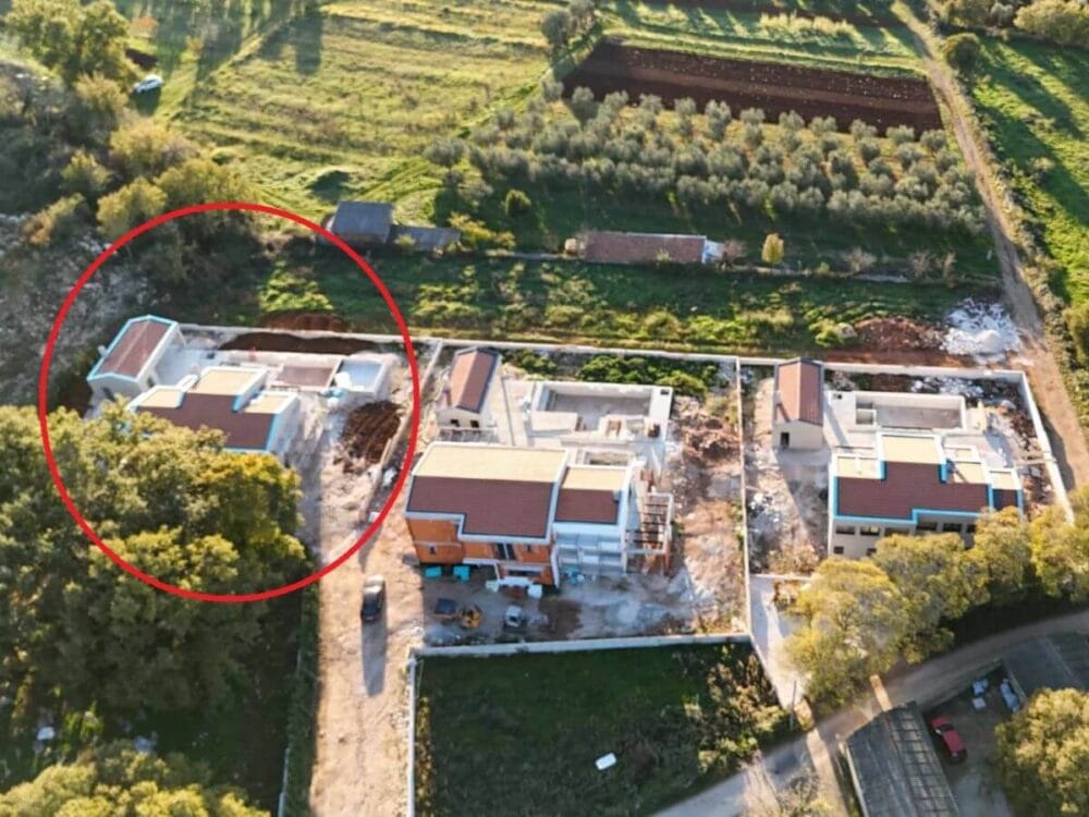 Luxuriöses Haus mit Pool und Meeresblick in ruhiger Umgebung nahe Porec