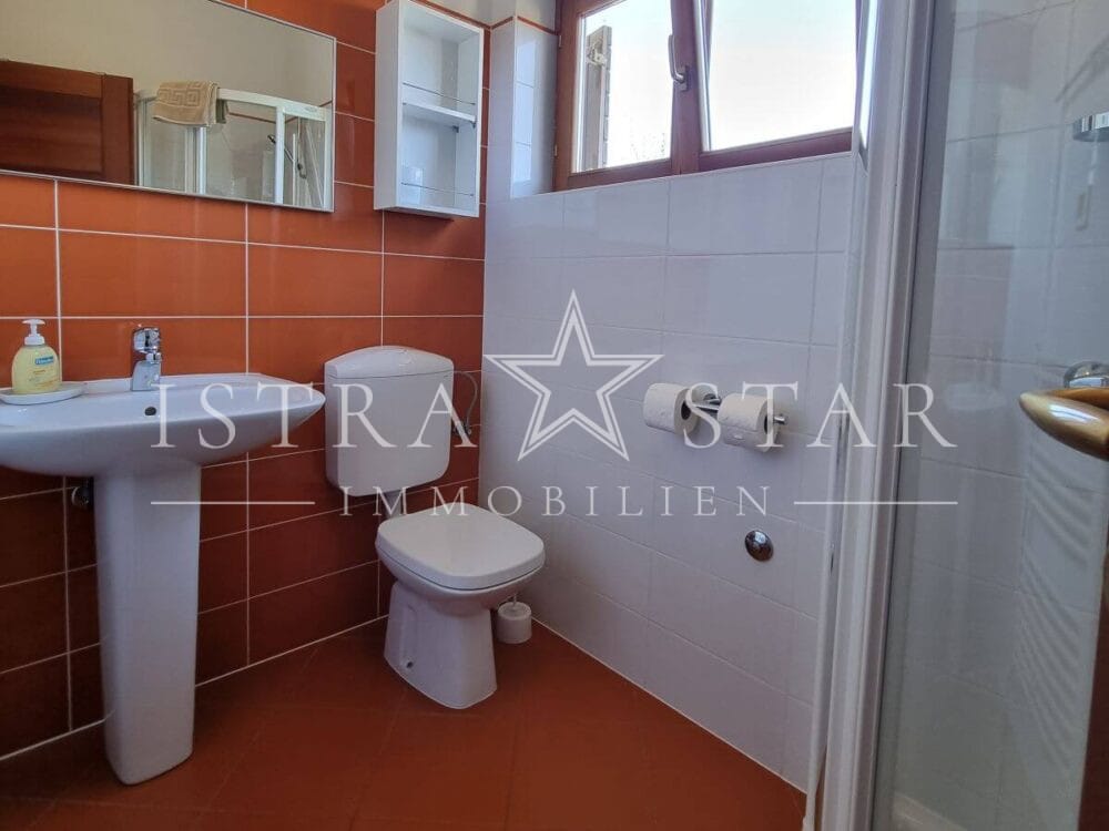 Traumhaftes Anwesen mit Pool und Meerblick in der Umgebung von Porec