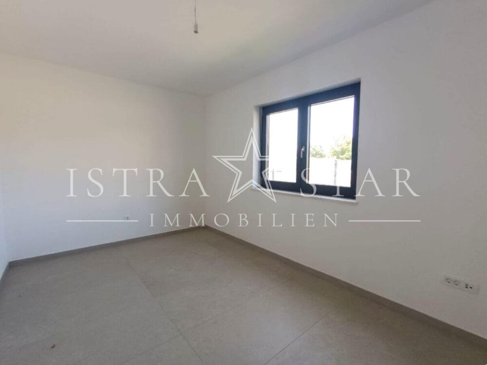Modernes Vierzimmerapartment im Neubau mit großer Dachterrasse in begehrter Meeresregion