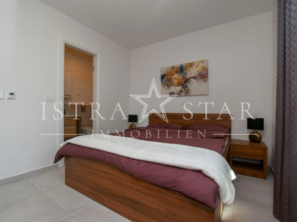 Luxus 3 Zimmer-Wohnung mit Pool in moderner Wohnanlage nahe Porec
