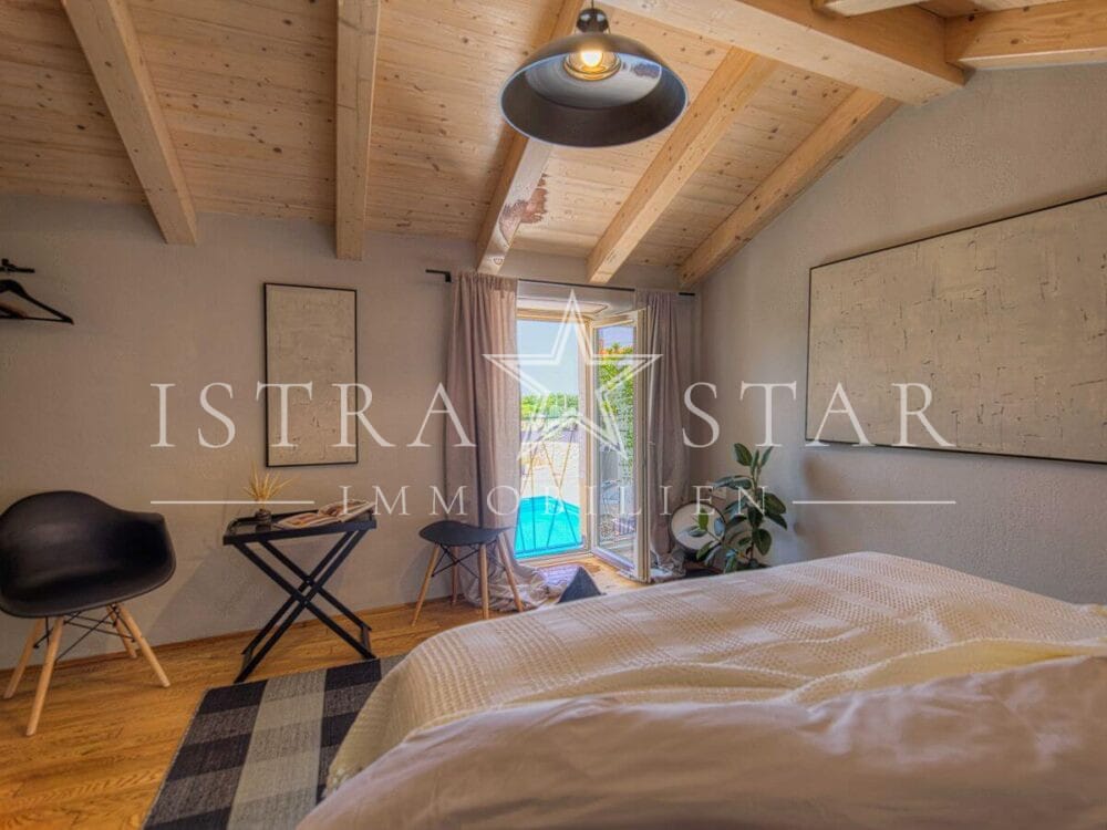 Einzigartiges Steinhaus, vollständig renoviert, mit Pool in der Nähe von Kanfanar