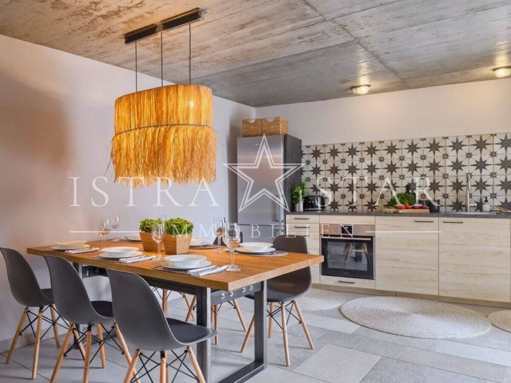 Einzigartiges Steinhaus, vollständig renoviert, mit Pool in der Nähe von Kanfanar