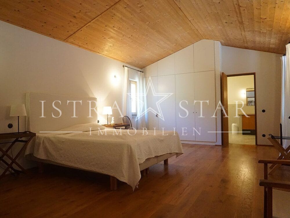 Traumhaftes Steinhaus mit Pool auf großem Anwesen in malerischer Region nahe Groznjan