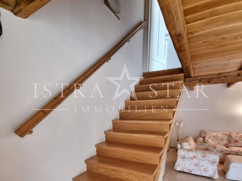 Istrisches Doppel-Steinhaus hochwertig renoviert in Meeresnähe bei Porec