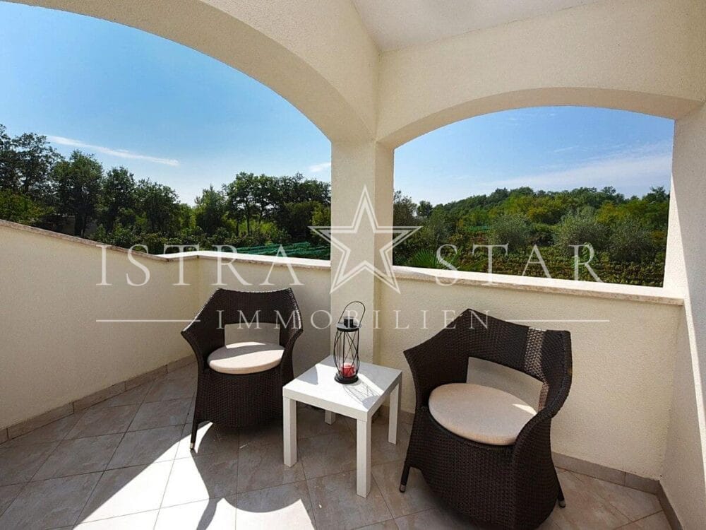 Gepflegtes Mediterranes Haus mit Pool und Garten in der Nähe von Porec