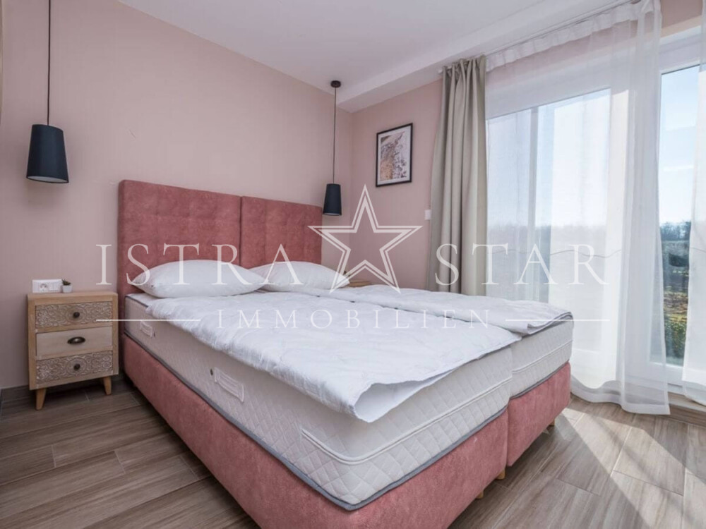 Exklusives Modernes Haus mit Pool und Meerblick, ruhige Strandnähe bei Porec