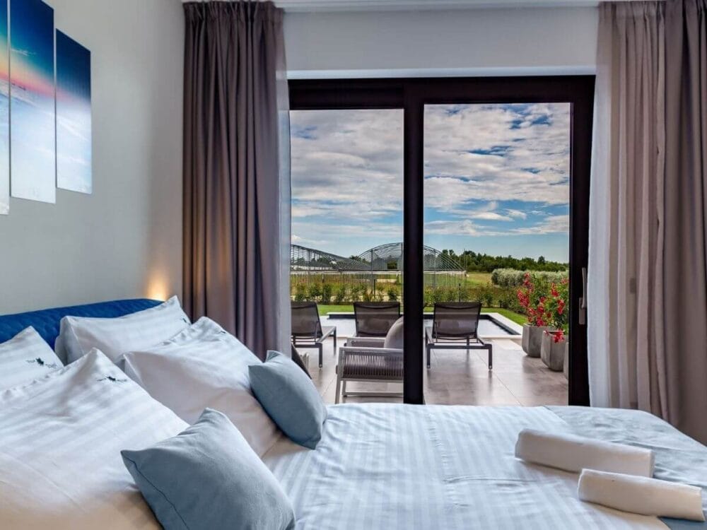 Premium-Villa mit Meerblick – Erhabener Luxus, der keine Wünsche offenlässt, nahe Tar