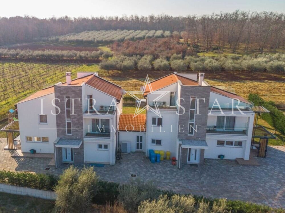 Exklusives Modernes Haus mit Pool und Meerblick, ruhige Strandnähe bei Porec