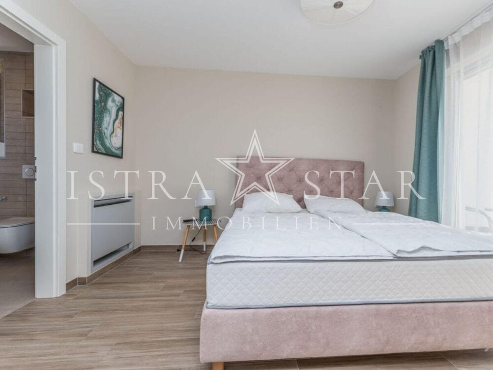Exklusives Modernes Haus mit Pool und Meerblick, ruhige Strandnähe bei Porec