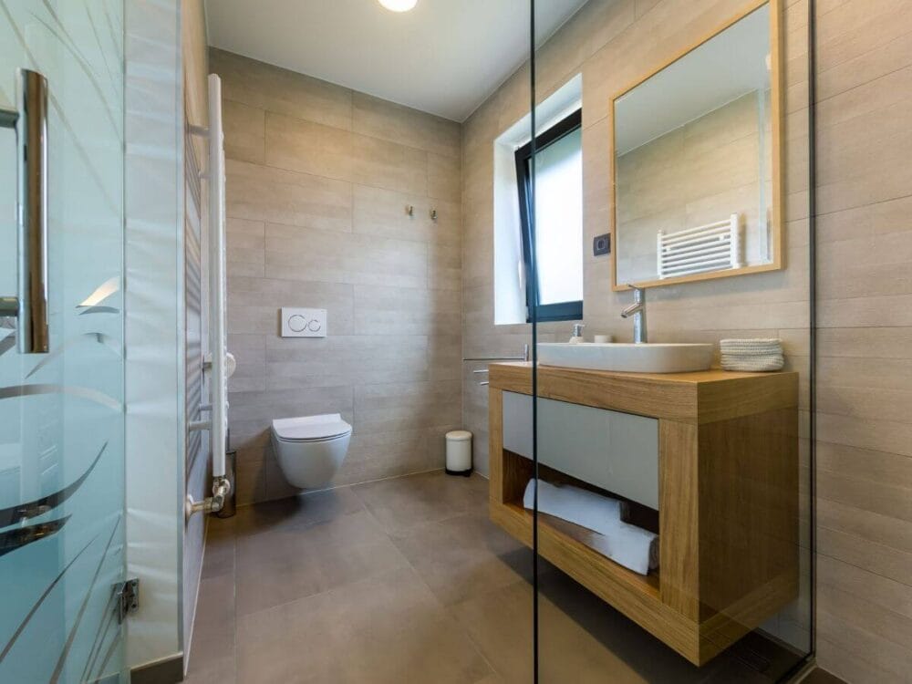 Premium-Villa mit Meerblick – Erhabener Luxus, der keine Wünsche offenlässt, nahe Tar