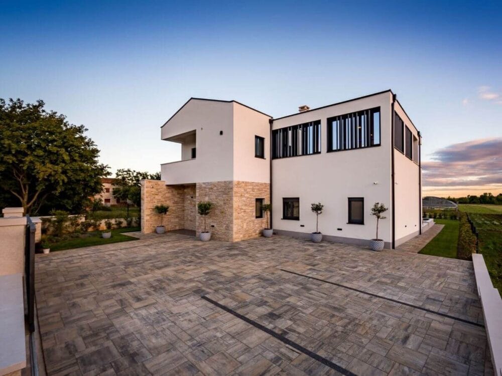 Premium-Villa mit Meerblick – Erhabener Luxus, der keine Wünsche offenlässt, nahe Tar