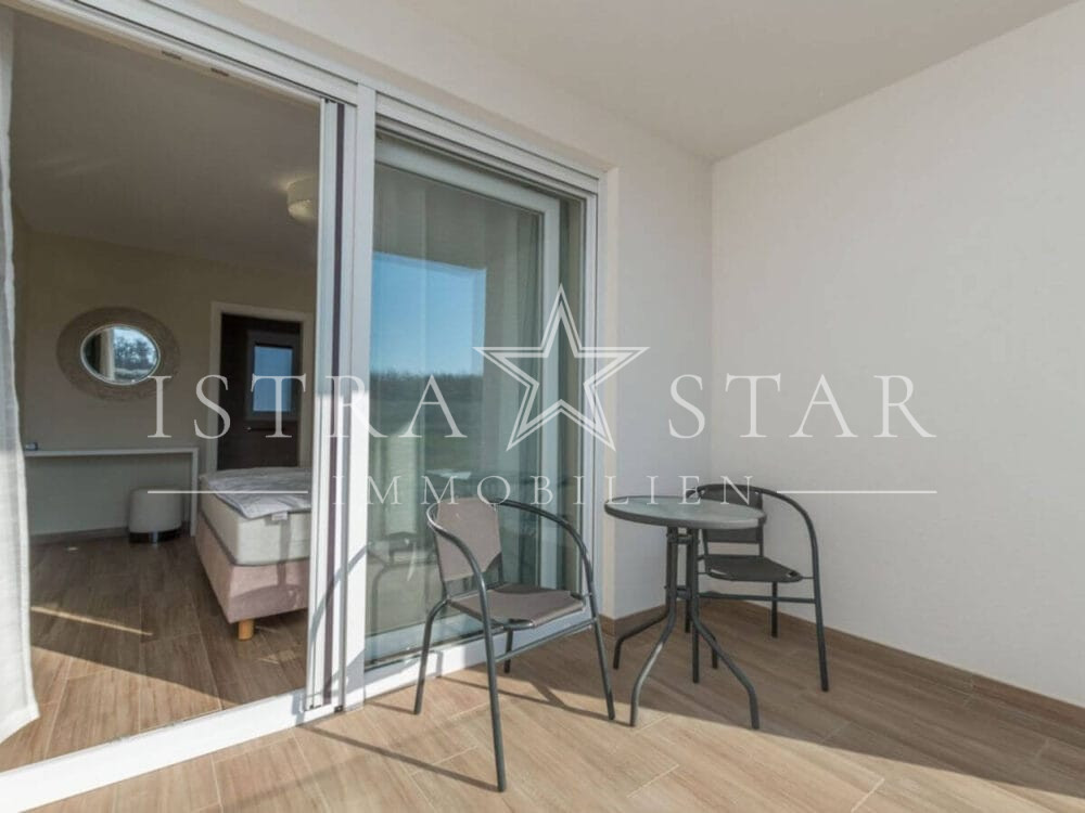 Exklusives Modernes Haus mit Pool und Meerblick, ruhige Strandnähe bei Porec