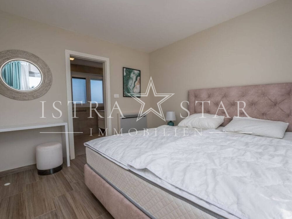 Exklusives Modernes Haus mit Pool und Meerblick, ruhige Strandnähe bei Porec