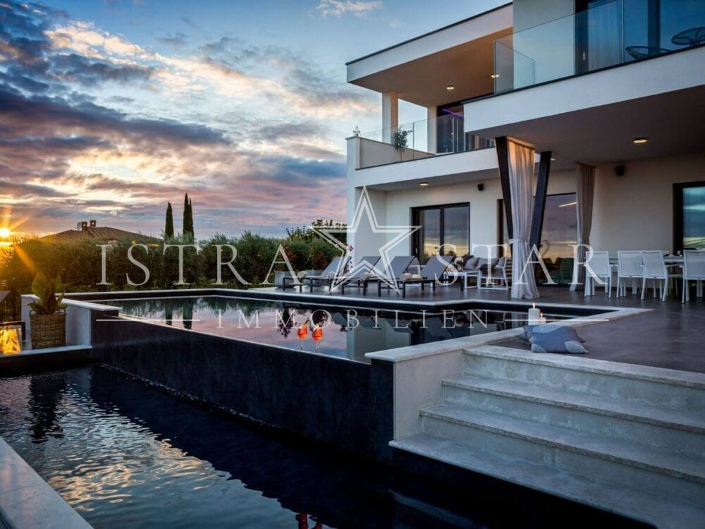 Premium-Villa mit Meerblick – Erhabener Luxus, der keine Wünsche offenlässt, nahe Tar