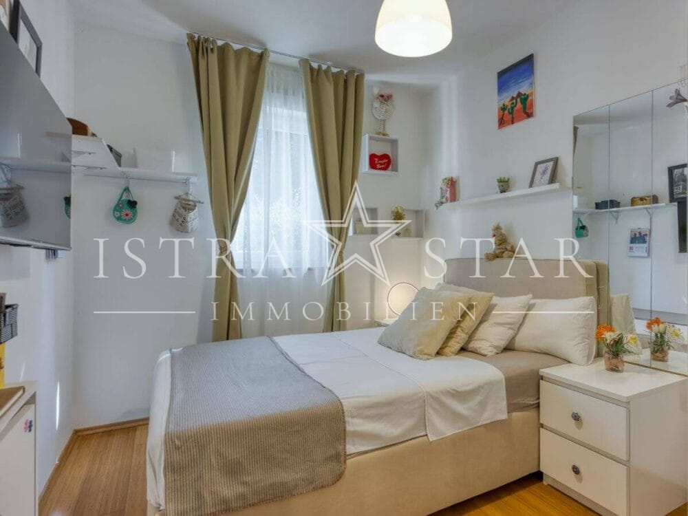 Gepflegte 3-Zimmer-Wohnung mit eigenem Garten in der Nähe von Porec