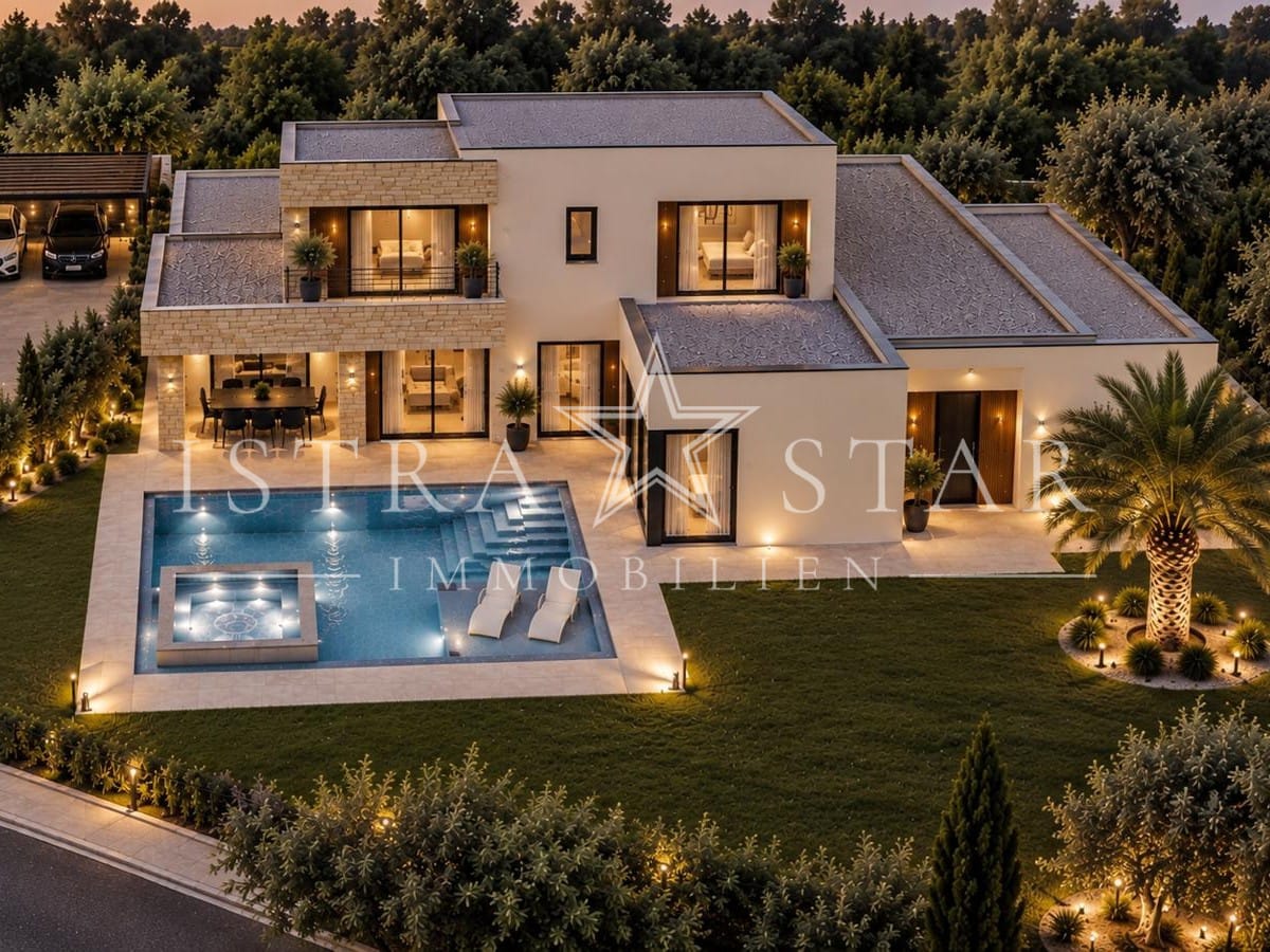 Moderne Luxusvilla mit beheiztem Infinity-Pool nahe Porec